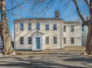 15 Olive St, Newburyport, MA 01950