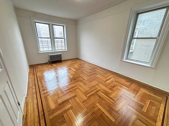 2nd image of 2265 University Ave APT 4D