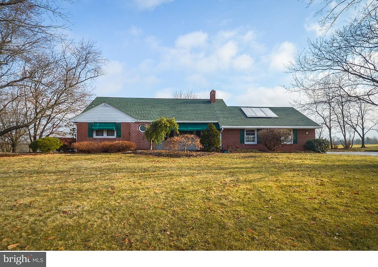 863 Blooming Glen Rd, Perkasie, PA 18944 Zillow