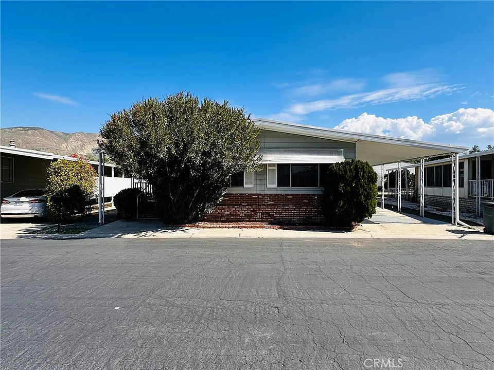 2230 Lake Park Dr #140