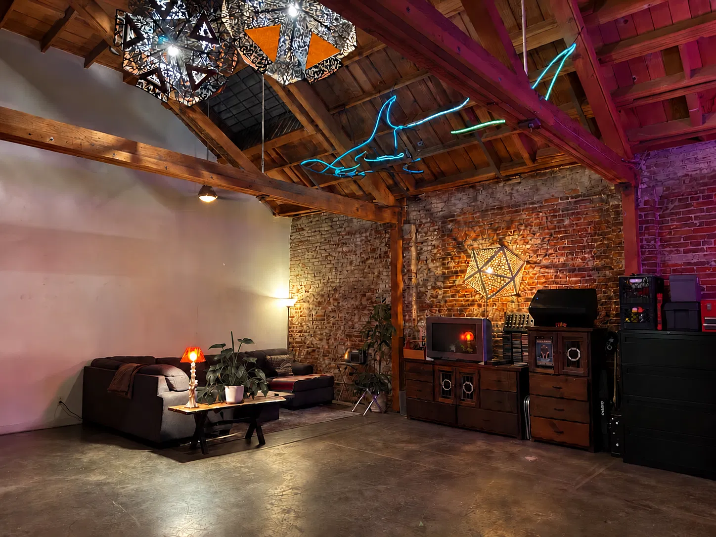 3 bed, 2000 sqft, $1,800 — Photo 2
