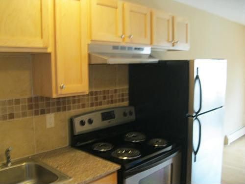 2nd image of 2644 Chicago Ave APT 102