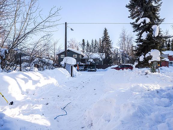 3rd image of 1310 20th Ave