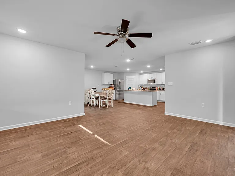 23909 Avernus Loop — Photo 6