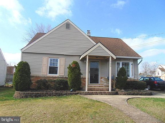 2nd image of 123 Mitchell Ave