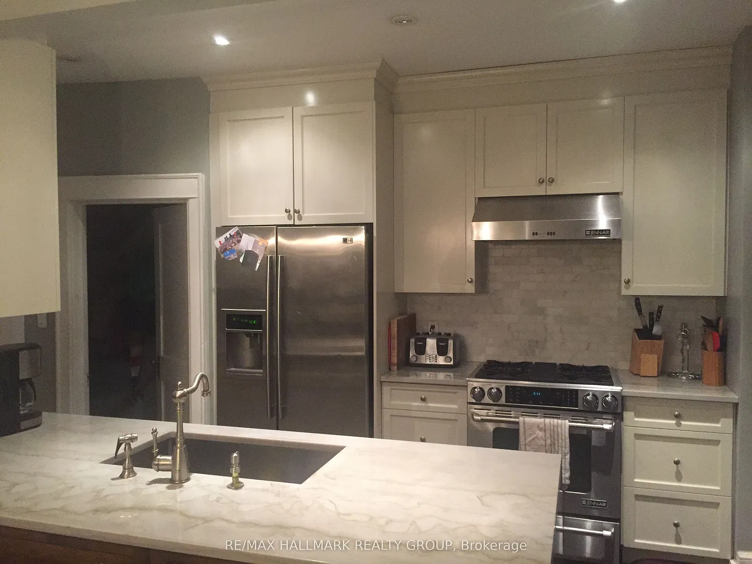 3 bed, $3,400 — Photo 4