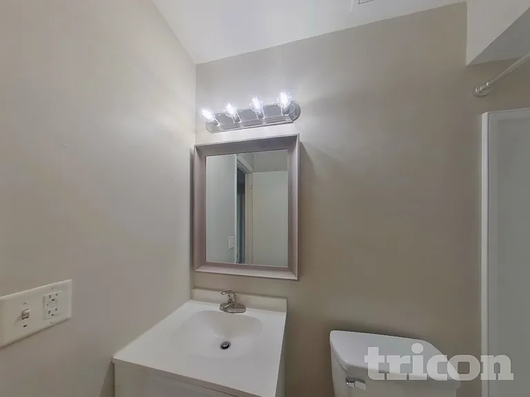 125 Hidden Lake Dr — Photo 14
