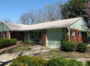 6713 Hackberry St, Springfield, VA 22150