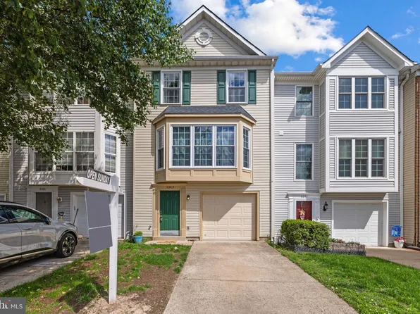 9253 Jessica Dr, Manassas Park, VA 20111