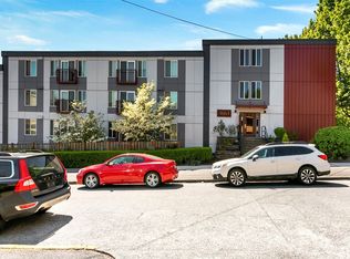3661 Phinney Ave N APT 405, Seattle, WA