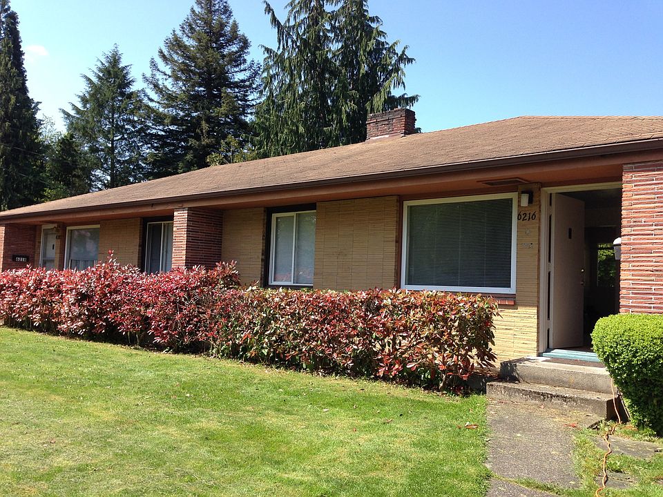 Front of duplex