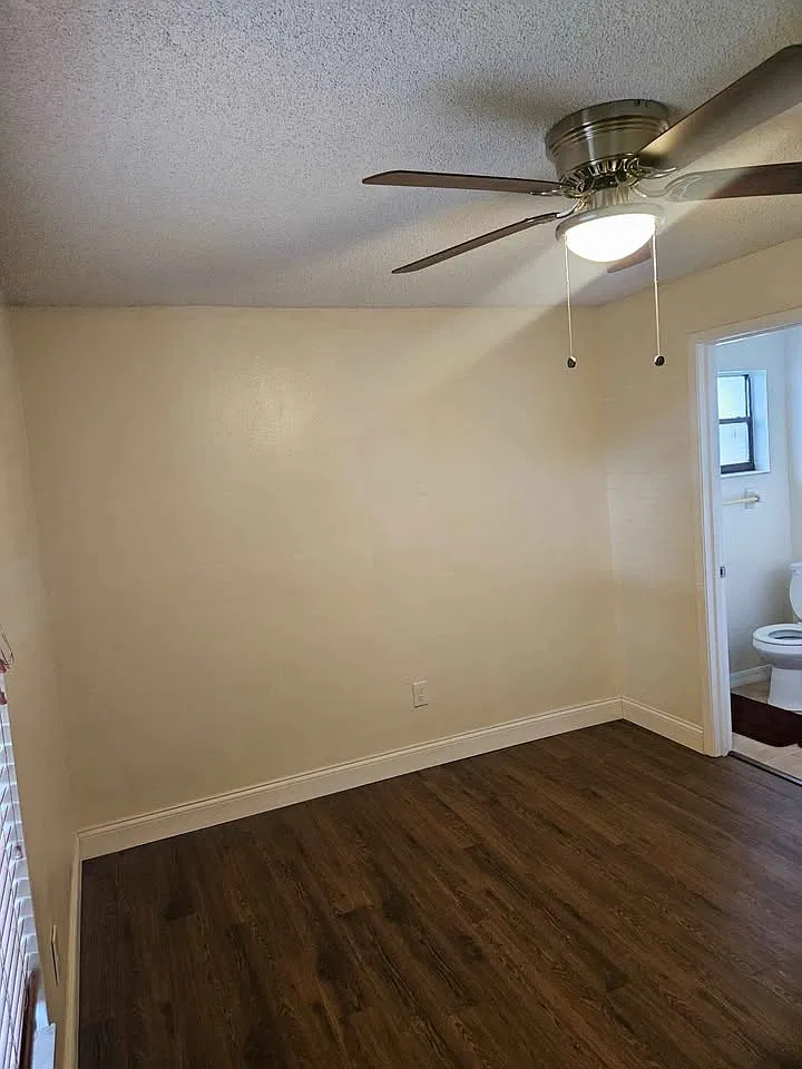 4 bed, 2.5 bath, 1475 sqft, $2,500 — Photo 2