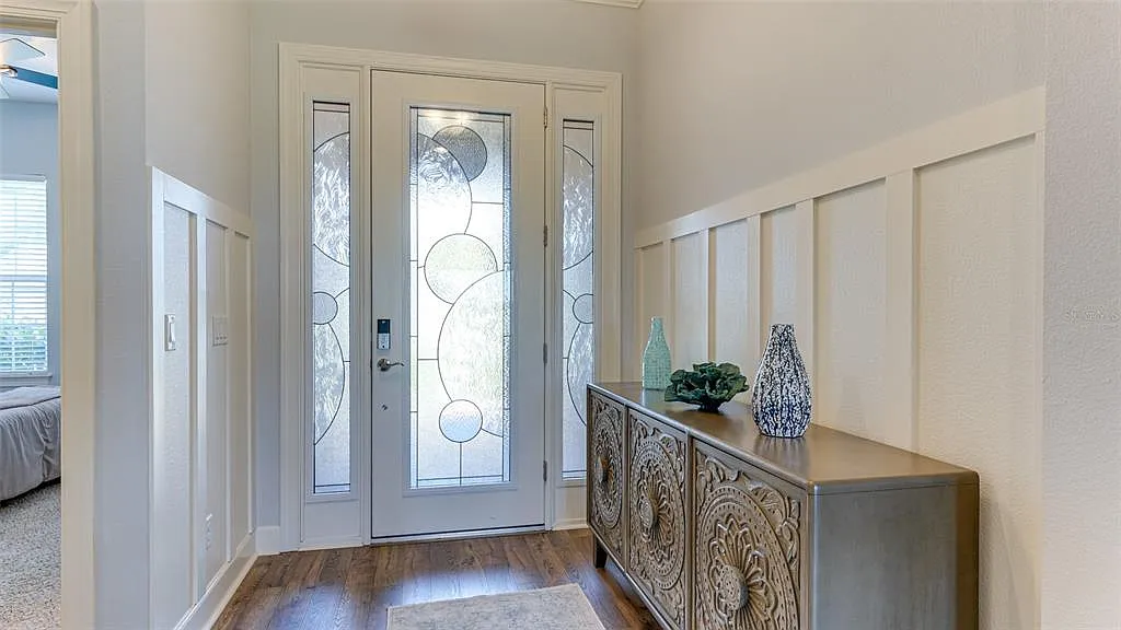 2 bed, 2.0 bath, 1868 sqft, $5,000 — Photo 2