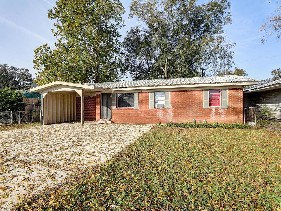 2nd image of 213 Teurlings Dr