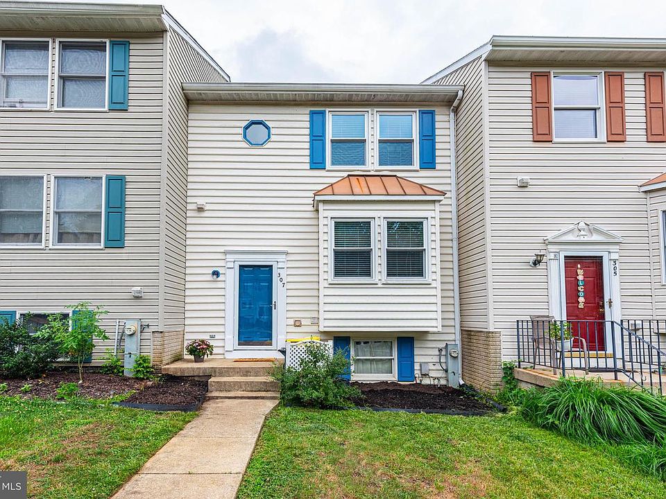 1st image of 307 Sloping Woods Ct