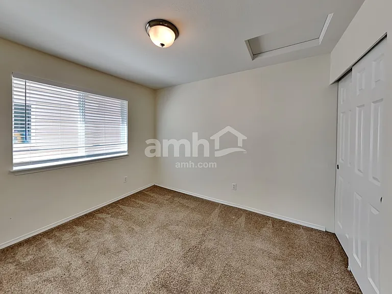 1639 182nd St E — Photo 14