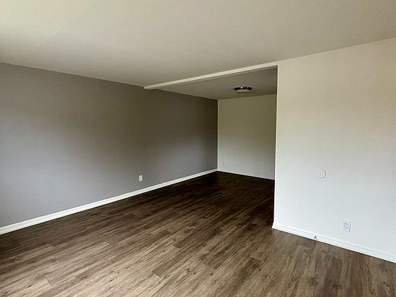 5th image of 784 Millersport Hwy APT 1