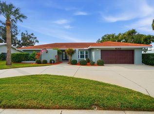 11176 Hammock Dr, Largo, FL 33774