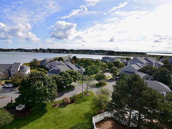 3rd image of 1001 Marina Dr APT 511