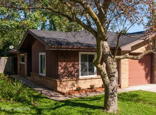 513 Walnut St, Batavia, IL 60510