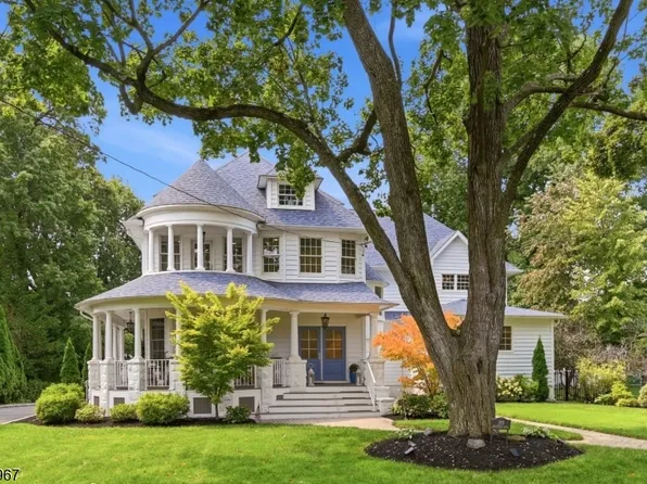 189 HIGHFIELD LANE, Nutley Twp., NJ 07110