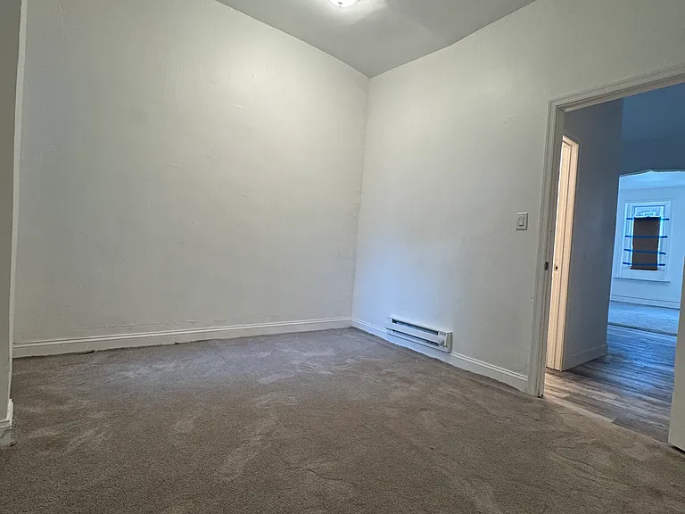 4133 Pennsgrove St #1 — Photo 7