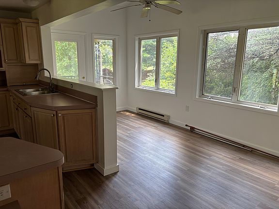 4th image of 1313 Landisville Rd