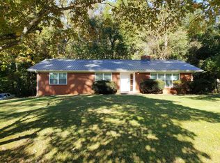 380 Edgefield Rd, Piney Flats, TN 37686