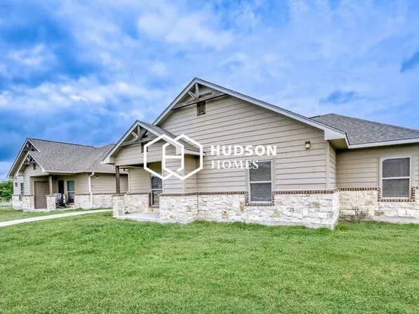 101 Pharm Hills Rd, Mabank, TX