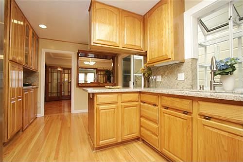 Another view of kitchen