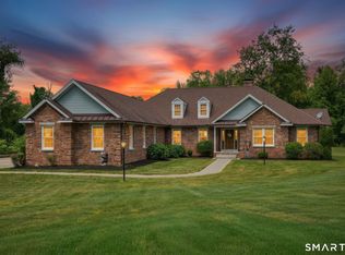 42 Oaklawn Drive, Barkhamsted, CT 06042