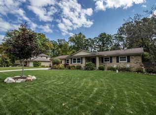 6312 Kings Pointe Rd, Grand Blanc, MI 48439