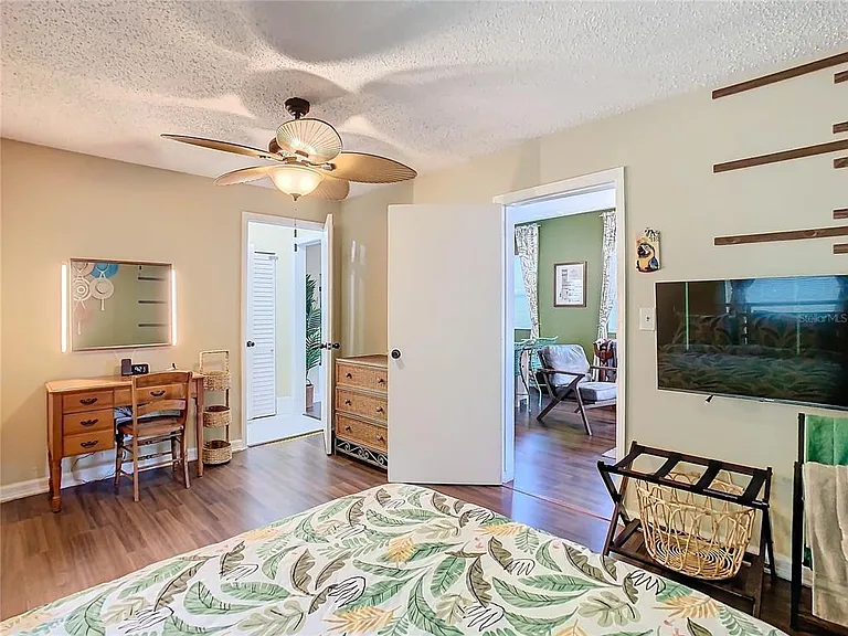 2904 Sanchez St — Photo 10