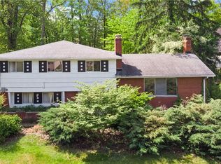 25077 Wolf Rd, Bay Village, OH 44140