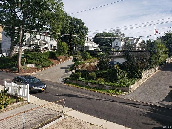 2nd image of 41 Chestnut St #2
