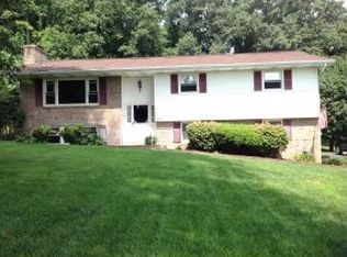 320 Carlton Rd, Bristol, TN 37620