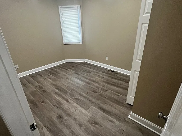 102 Cuyler Ave #1 — Photo 4