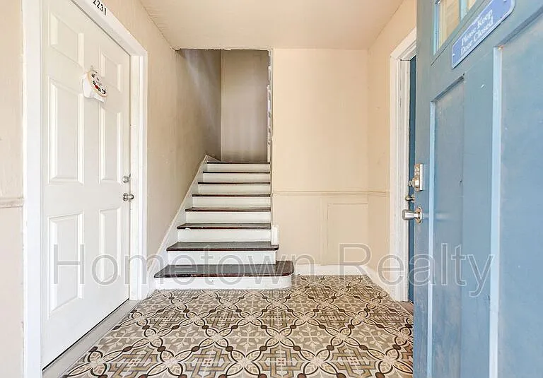 2229 NW 12th St #2229.5 — Photo 2