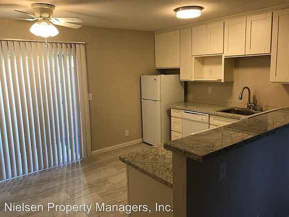 4th image of 1712 S St APT 06