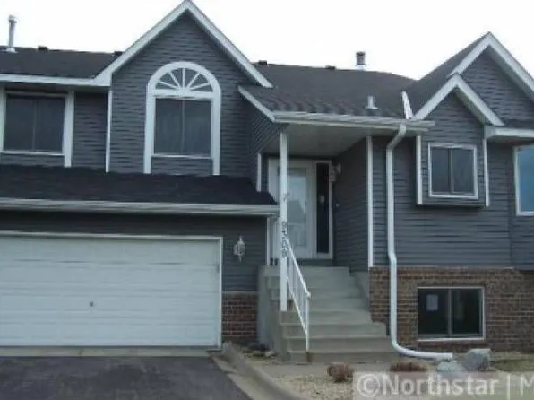 9309 Loch Lomond Ln N, Brooklyn Park, MN 55443