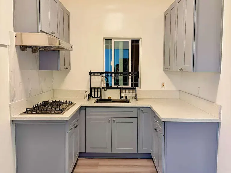 3112 Baldwin St — Photo 3