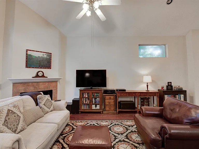 2802 Crescent Star Rd — Photo 6