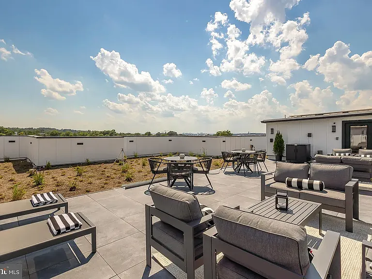 2305 Nicholson St SE #103 — Photo 10