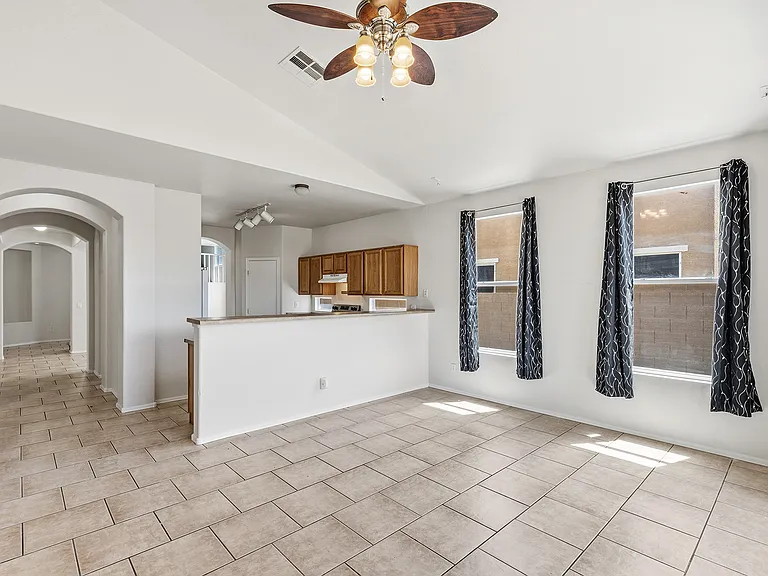 14779 W Bloomfield Rd — Photo 7