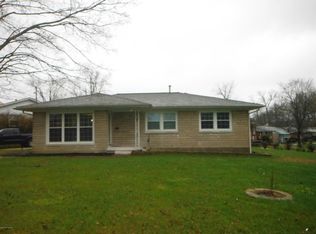 4400 Winnrose Way, Louisville, KY 40211