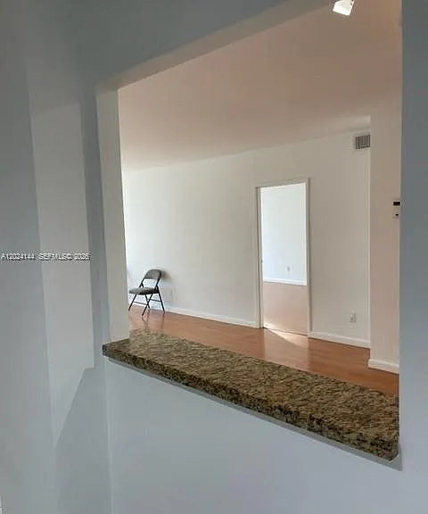 5600 Collins Ave #4U — Photo 16