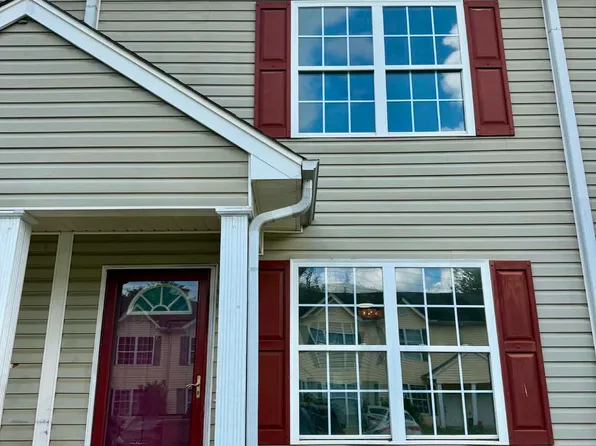 74 Buff St, Greenville, SC 29609