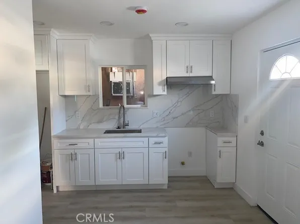1620 E Gage Ave, Los Angeles, CA 90001