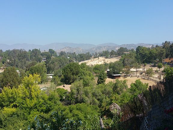 5th image of 10230 La Canada Way