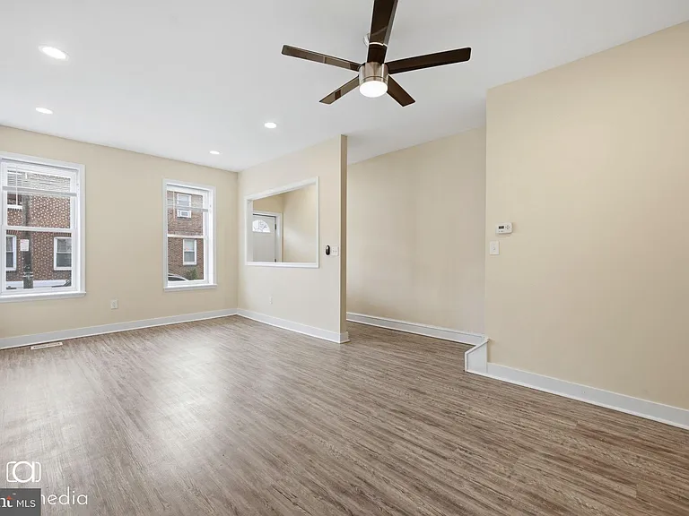 1729 Reed St — Photo 6